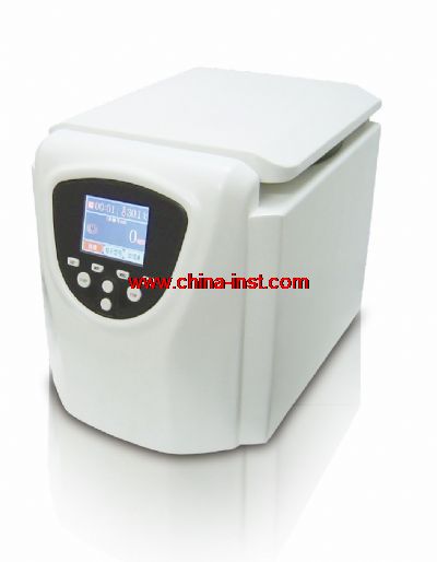С���_(t��i)ʽ�����x�ęC(j��) Small desktop high-speed centrifuge